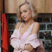 Monica Flower nudes of a skinny beauty