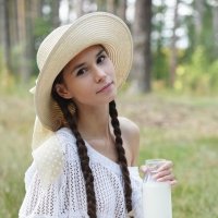 Leona Mia a Stunningly Beautiful girl